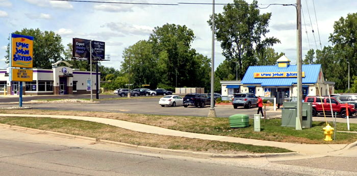 Long John Silvers - Grand Rapids- 2885 28Th Street Se (newer photo)